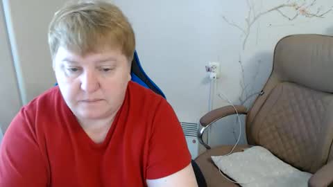 Snapshot of hotfiremommy chatting on 05.24.26 LimonkaFire online show from 05.24.26