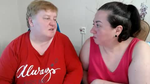 Snapshot of hotfiremommy chatting on 05.29.26 LimonkaFire online show from 05.29.26