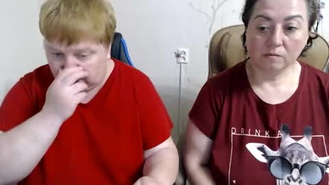 Snapshot of hotfiremommy chatting on 06.04.26 LimonkaFire online show from 06.04.26