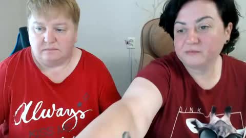 Snapshot of hotfiremommy chatting on 06.12.26 LimonkaFire online show from 06.12.26