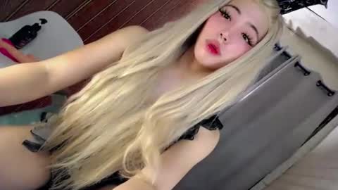 hotfucking_queen1111 online show from 06.25.26