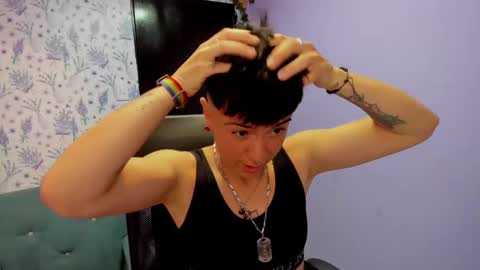 Snapshot of hothannah_ chatting on 09.09.25 hannah online show from 09.09.25
