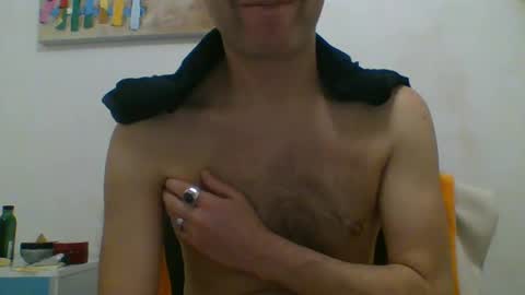 Snapshot of hotitan chatting on 09.14.25 hottitan twitter Marianoshcam online show from 09.14.25