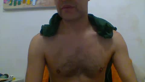 Snapshot of hotitan chatting on 09.25.25 hottitan twitter Marianoshcam online show from 09.25.25