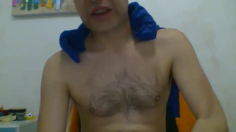 Snapshot of hotitan chatting on 10.06.25 hottitan twitter Marianoshcam online show from 10.06.25
