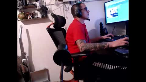 Snapshot of hotkinkytat chatting on 12.03.24 hotkinkytat online show from 12.03.24