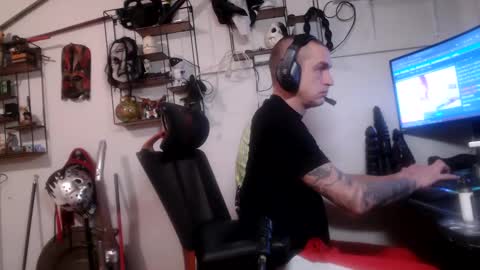 Snapshot of hotkinkytat chatting on 01.21.25 hotkinkytat online show from 01.21.25