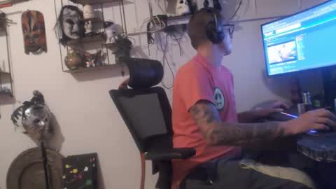 Snapshot of hotkinkytat chatting on 11.07.25 hotkinkytat online show from 11.07.25