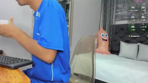 Hotkoljei online show from 02.21.25