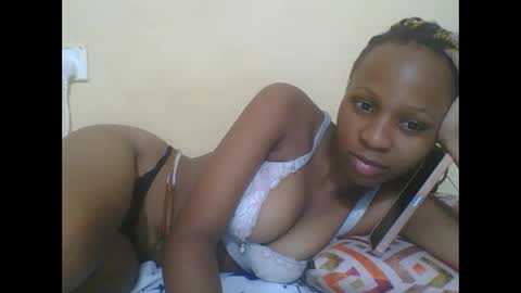 Snapshot of hotlove255 chatting on 01.25.25 hotlove255 online show from 01.25.25