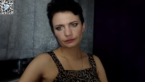 hotmamaqueen234 online show from 05.07.26