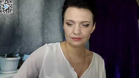 hotmamaqueen234 online show from 05.11.26