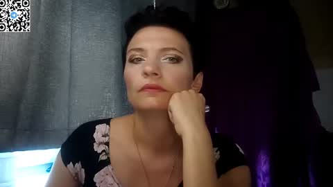 hotmamaqueen234 online show from 06.11.26