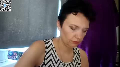 hotmamaqueen234 online show from 06.18.26