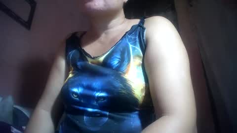 Snapshot of hotmatureladyxxx chatting on 06.23.26 hotmatureladyxxx online show from 06.23.26