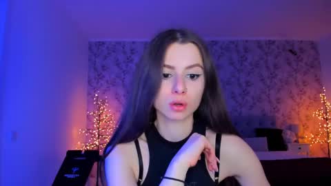 hotmolly_ online show from 05.01.26
