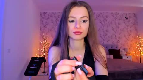 hotmolly_ online show from 05.07.26