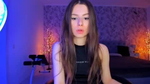 hotmolly_ online show from 05.10.26
