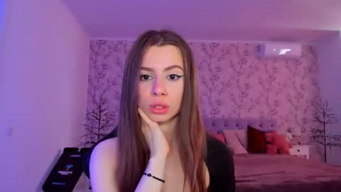 hotmolly_ online show from 06.19.26