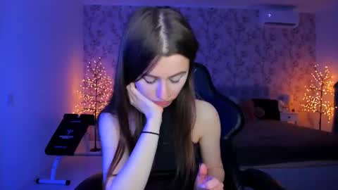 hotmolly_ online show from 06.20.26