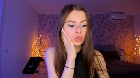 hotmolly_ online show from 07.05.26