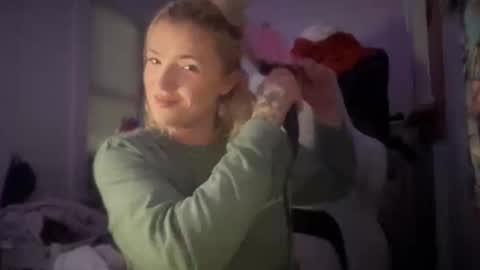 Hannah Montana online show from 11.14.25