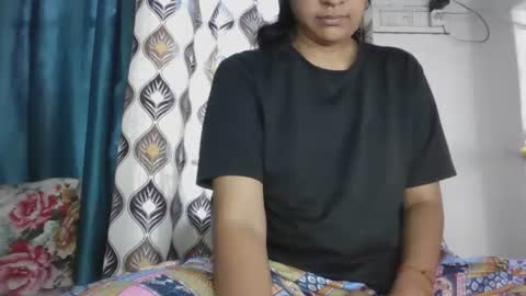 lola online show from 10.20.25