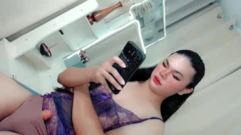 hotsiren101 online show from 06.14.26