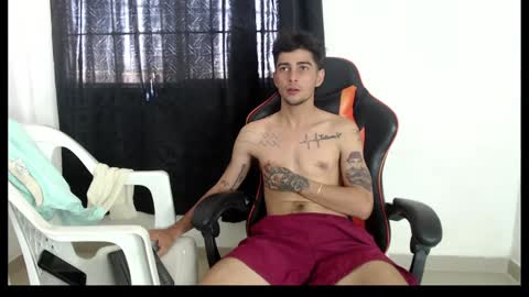 Snapshot of hotsteel420 chatting on 02.02.25 hotsteel420 online show from 02.02.25