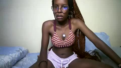 Snapshot of hott_asss chatting on 05.17.26 hott_asss online show from 05.17.26