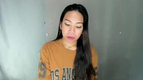 jelaigrande  online show from 04.24.26