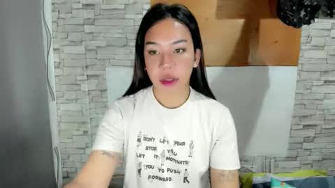 jelaigrande  online show from 05.03.26