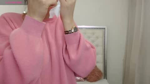 Snapshot of hott_eryka chatting on 01.20.25 Eryka online show from 01.20.25