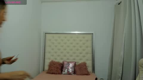 Snapshot of hott_eryka chatting on 10.01.25 Eryka online show from 10.01.25