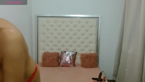 Snapshot of hott_eryka chatting on 02.09.26 Eryka online show from 02.09.26