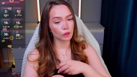 hello Im Eva online show from 03.08.26