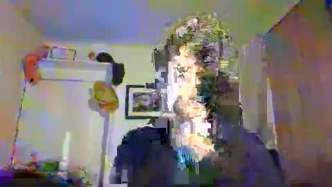 Snapshot of hottedt chatting on 11.10.25 Marco Polo online show from 11.10.25