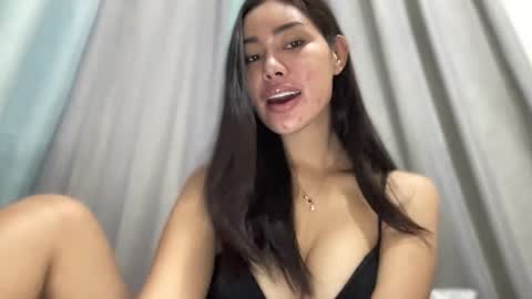 Snapshot of hottest_katarinaxxx chatting on 05.23.26 katarina online show from 05.23.26