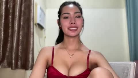 Snapshot of hottest_katarinaxxx chatting on 06.14.26 katarina online show from 06.14.26
