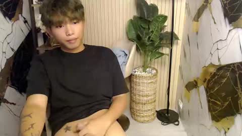 hottestloues online show from 05.17.26