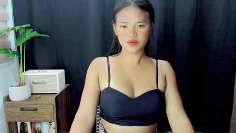 Maxine online show from 11.23.25