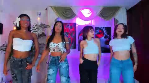 hotties_kittens18 online show from 10.01.25