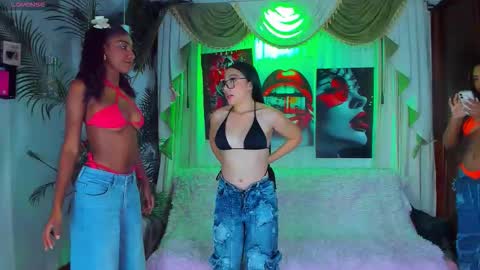 hotties_kittens18 online show from 03.19.26