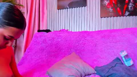 hotties_kittens18 online show from 07.28.26