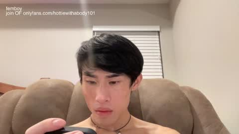 hottiewithabody101 online show from 06.09.26