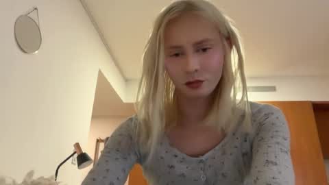 HotTransGirlie online show from 06.29.26