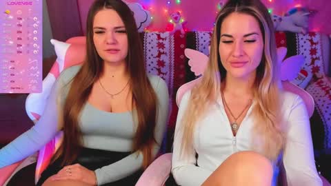 Snapshot of hotty_girls_here chatting on 12.23.24 Ivanna and Jessica online show from 12.23.24