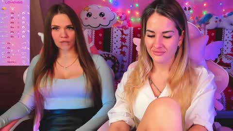 Snapshot of hotty_girls_here chatting on 01.02.25 Ivanna and Jessica online show from 01.02.25