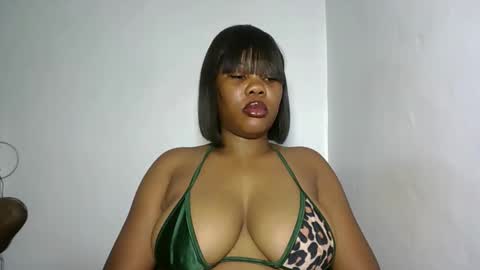 hotty_lora889 online show from 03.10.26