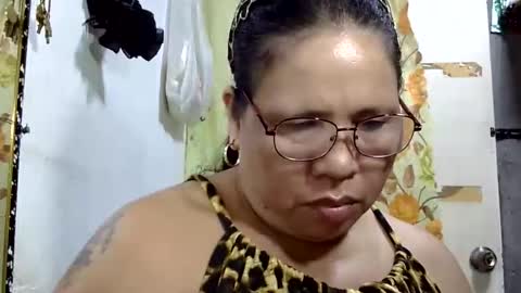 hottycrissy4u online show from 06.04.26